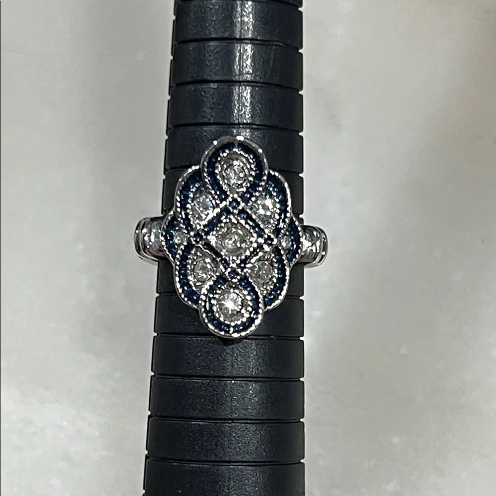 Elegant Silver and Blue Women's Ring